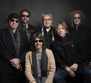 FOREIGNER
