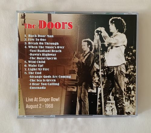 LIVE AT SINGER BOWL Flushing, Queens, New York, U.S.A. August 2, 1968 + POSTER !!